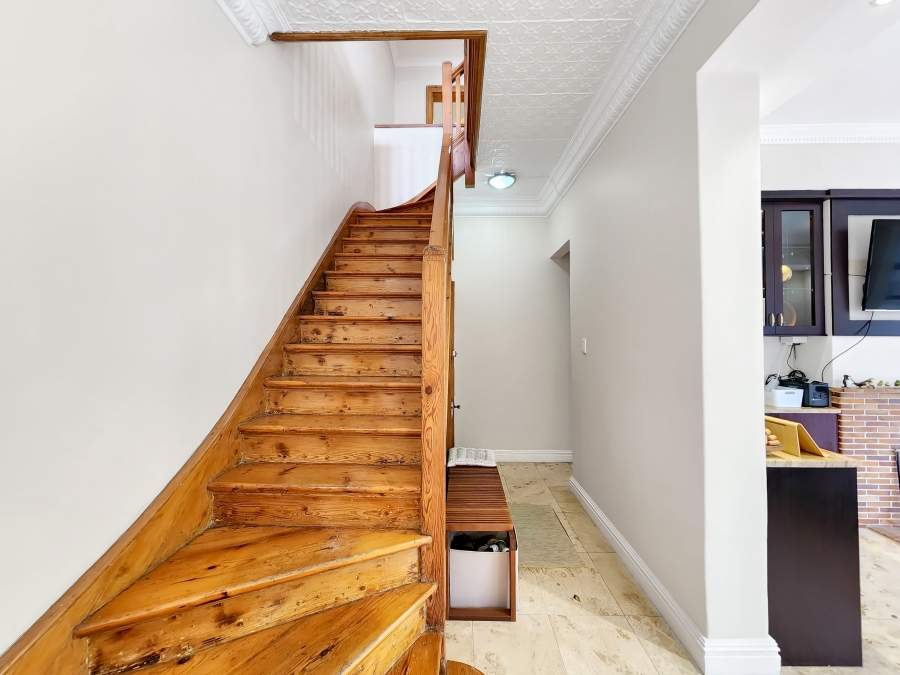 4 Bedroom Property for Sale in Rondebosch Western Cape
